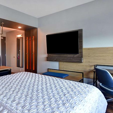 Tru By Hilton St. Petersburg Downtown Central Ave ภายนอก รูปภาพ