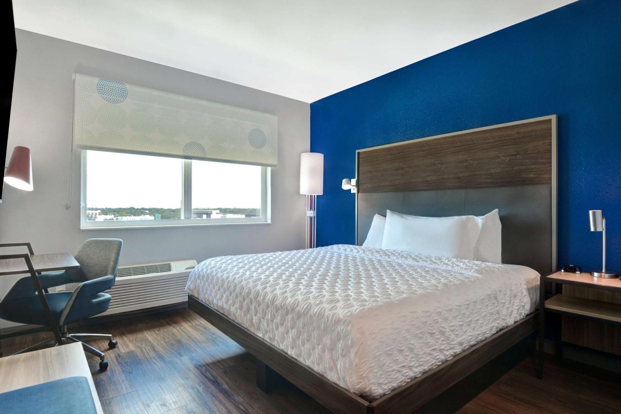 Tru By Hilton St. Petersburg Downtown Central Ave ภายนอก รูปภาพ