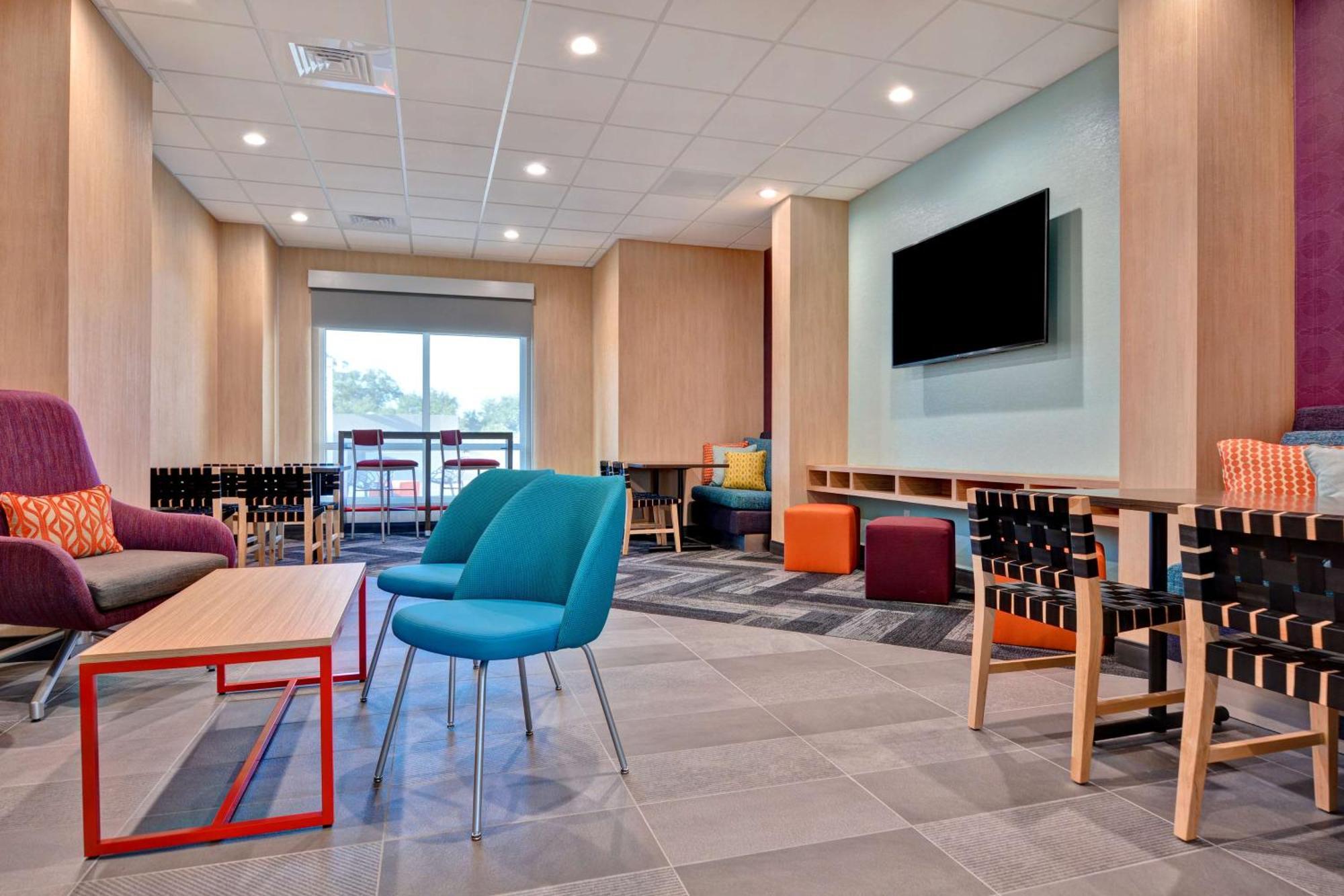 Tru By Hilton St. Petersburg Downtown Central Ave ภายนอก รูปภาพ